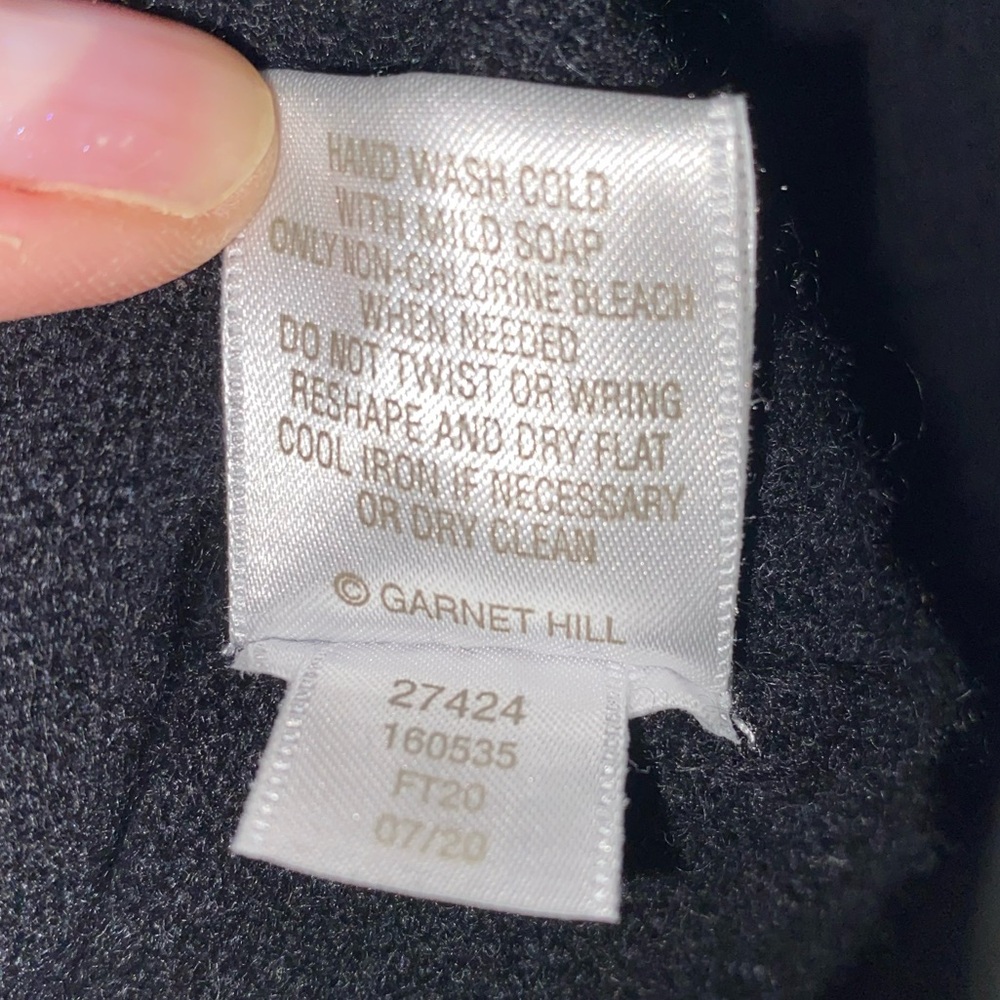 Garnet Hill Classic Black 100% Cashmere Turtleneck Sweater - Picture 5 of 6